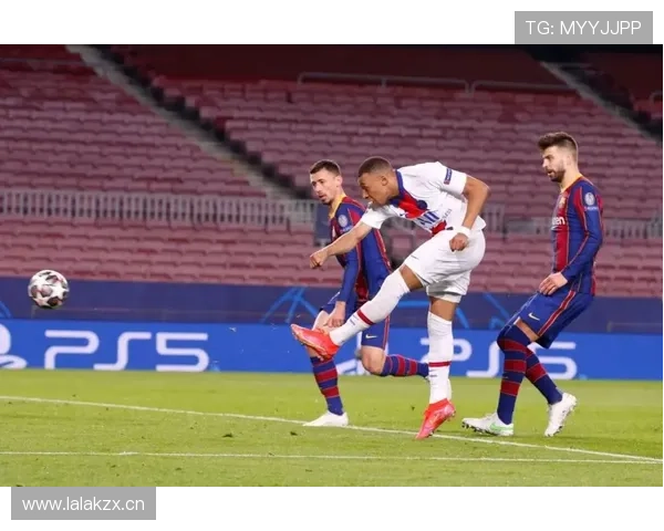 巴黎圣日耳曼中场统治力不足,攻防转换失衡问题逐步反映在比赛走势中 巴黎圣日耳曼中场统治力不足,攻防转换失衡问题逐步反映在比赛走势中