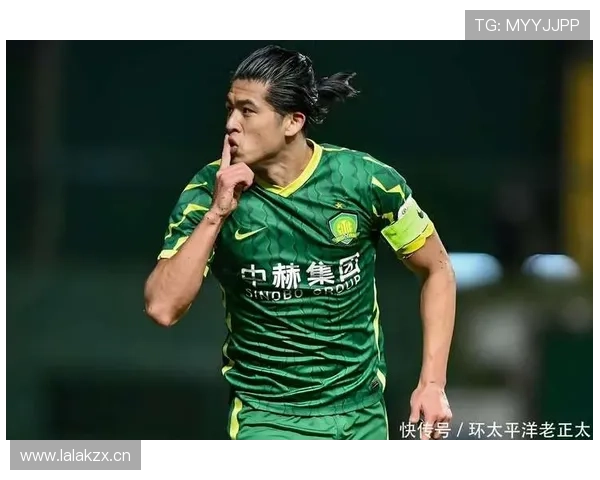 张玉宁比赛场下居然这么慵懒，家里布置得比网红咖啡厅还讲究？