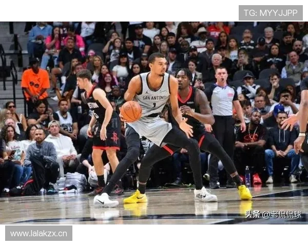 布雷克·格里芬挡拆突破解锁得分新高显著拉开球队攻防差距